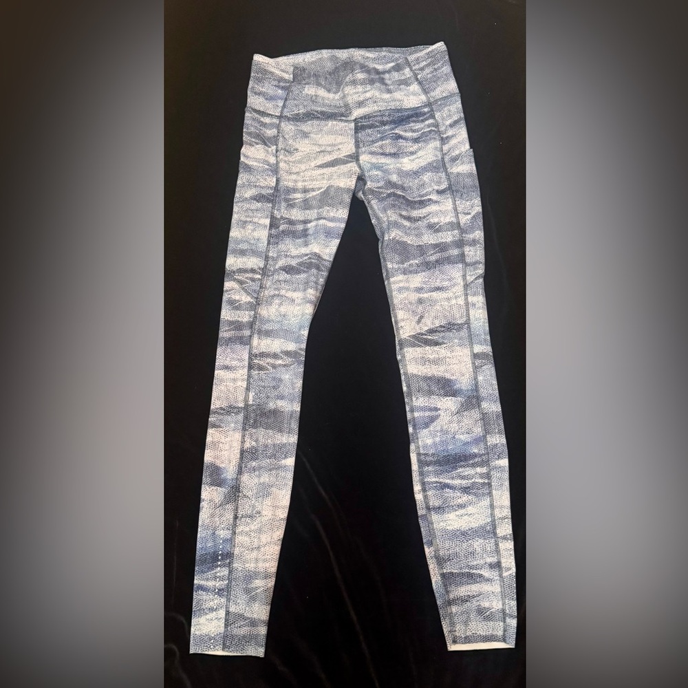 lululemon athletica Navy and Cream Speckled Leggings